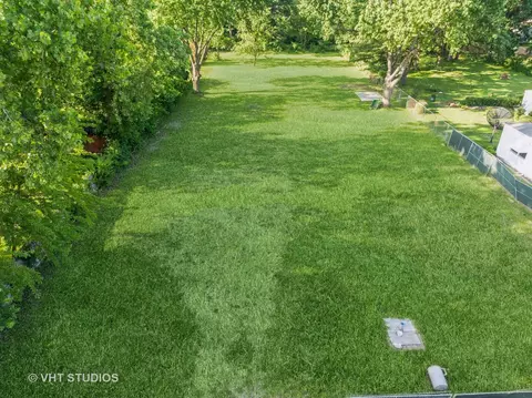 9517 W Central Rd, Des Plaines, IL 60016 photo 13