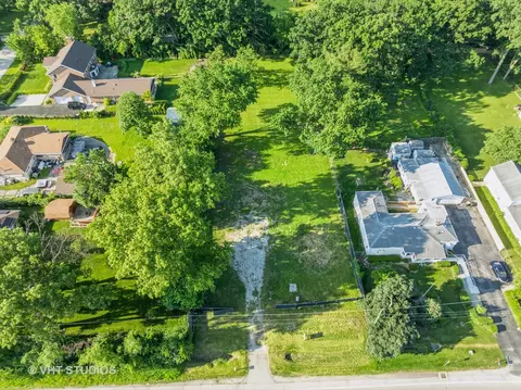 9517 W Central Rd, Des Plaines, IL 60016 photo 21