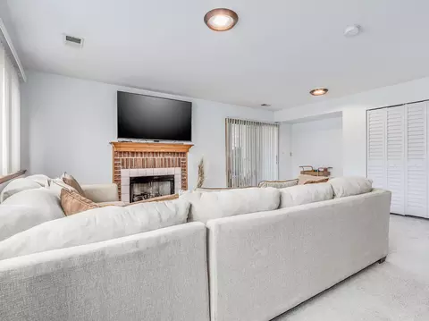 Living - 2326 Olde Mill Rd, Plainfield, IL 60586 photo 4 of 5