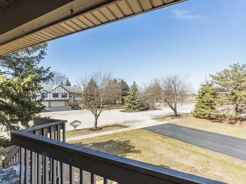 Exterior - 2326 Olde Mill Rd, Plainfield, IL 60586 photo 3 of 4