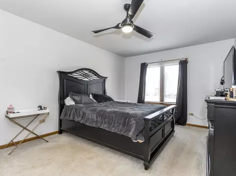 Bedroom - 2326 Olde Mill Rd, Plainfield, IL 60586 photo 2 of 3