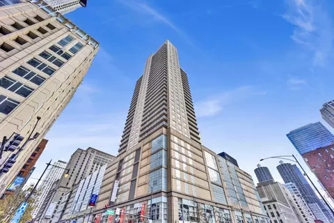 545 N Dearborn St #W1602, Chicago, IL 60654
