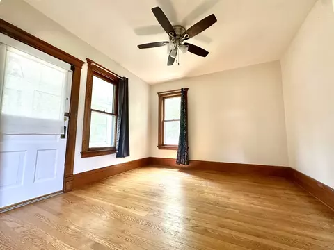 316 N Worth Ave, Elgin, IL 60123 photo 9