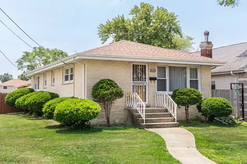 10101 Belle Plaine Ave, Schiller Park, IL 60176