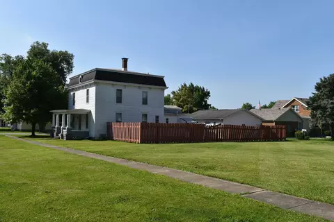 Exterior - 207 State St, Benson, IL 61516 photo 2 of 3
