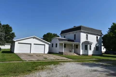 Other - 207 State St, Benson, IL 61516 photo 2 of 3