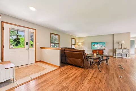 6180 Elm St, Union, IL 60180 photo 8