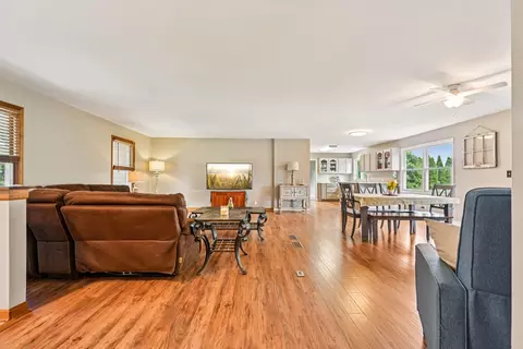 6180 Elm St, Union, IL 60180 photo 10