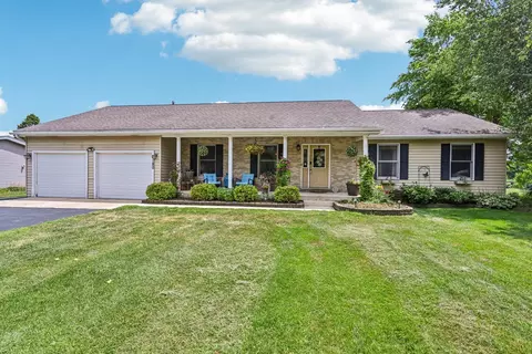 6180 Elm St, Union, IL 60180