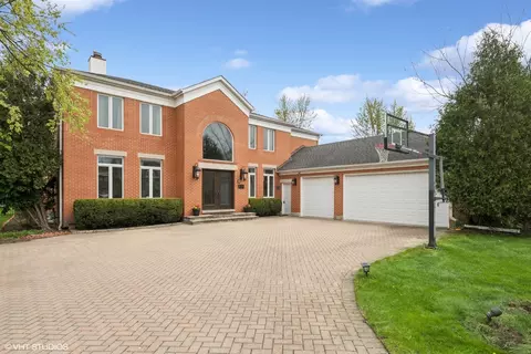 3754 Maple Ave, Northbrook, IL 60062 photo 1