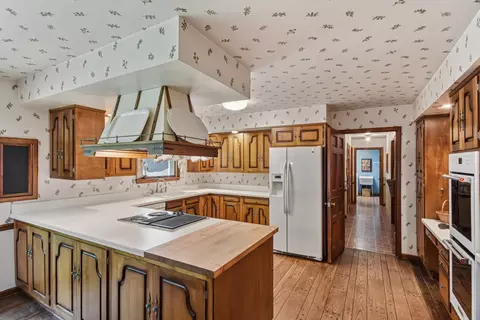 Kitchen - 113 Crabapple Ln, Morris, IL 60450 photo 5 of 9