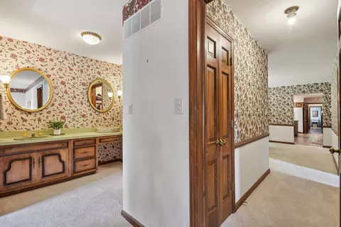 Entry Way - 113 Crabapple Ln, Morris, IL 60450 photo 4 of 4