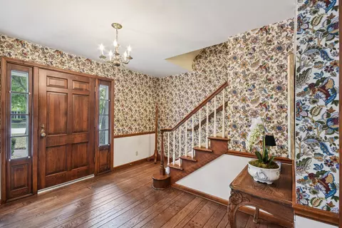 Entry Way - 113 Crabapple Ln, Morris, IL 60450 photo 1 of 4
