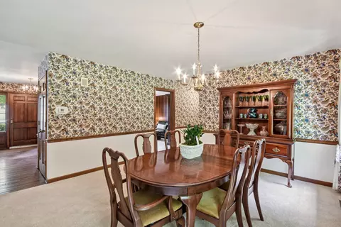 Dining - 113 Crabapple Ln, Morris, IL 60450 photo 4 of 4