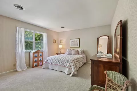 Bedroom - 113 Crabapple Ln, Morris, IL 60450 photo 4 of 10