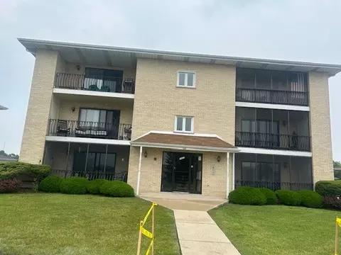 17037 Grissom Dr #2N, Tinley Park, IL 60477