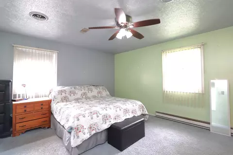 Bedroom - 403 10th St, Mazon, IL 60444 photo 1 of 5