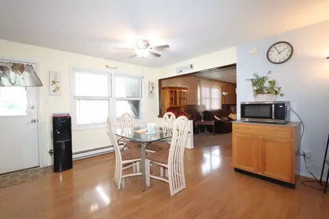 Dining - 403 10th St, Mazon, IL 60444 photo 2 of 3