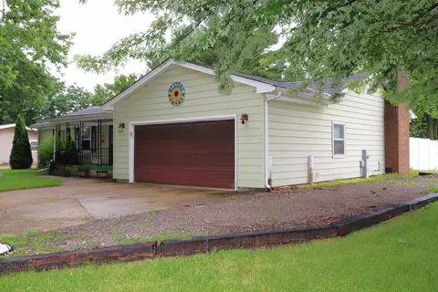 Other - 403 10th St, Mazon, IL 60444 photo 2 of 6