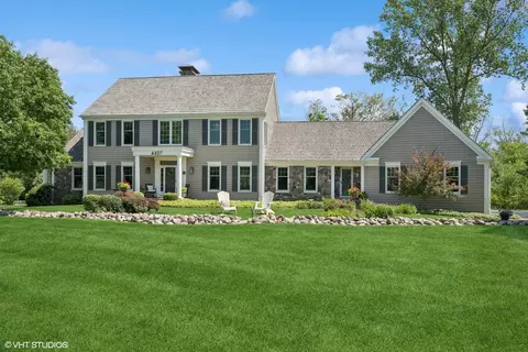 4427 Pebble Creek Ln, Long Grove, IL 60047