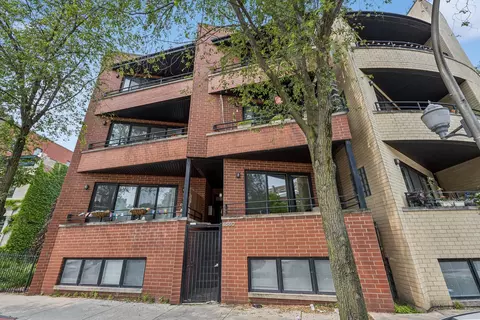 4660 N Winthrop Ave #1N, Chicago, IL 60640