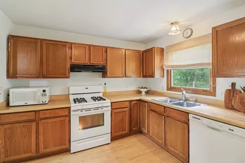 1705 N Donovan St, Mchenry, IL 60050 photo 13
