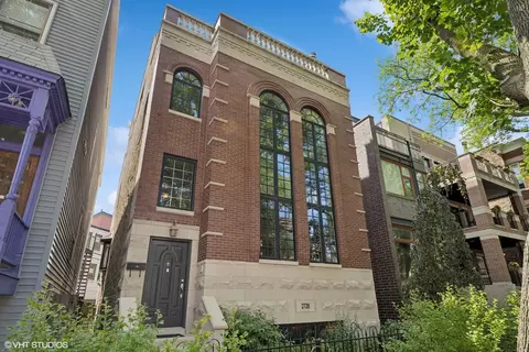 2728 N Seminary Ave, Chicago, IL 60614