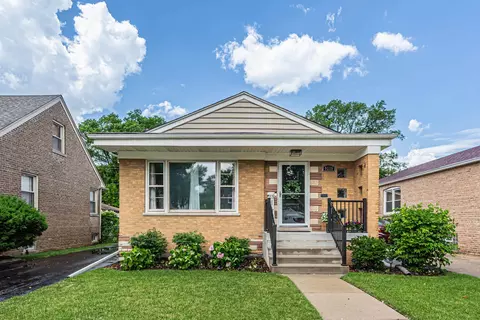 9226 S Utica Ave, Evergreen Park, IL 60805