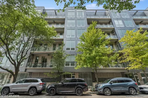 134 S Aberdeen Ave #5S, Chicago, IL 60607
