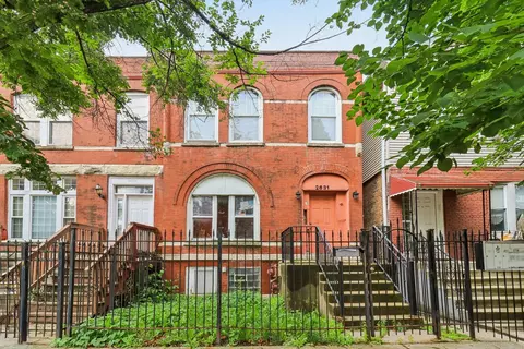 2631 W Monroe St, Chicago, IL 60612