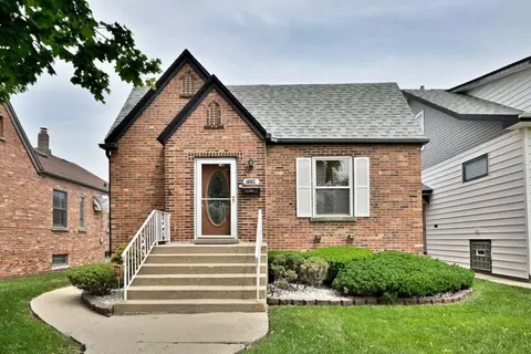 7238 W Clarence Ave, Chicago, IL 60631