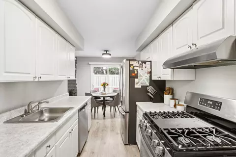 1645 Cornell Dr #20C, Hoffman Estates, IL 60169 photo 7