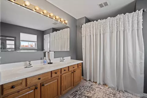 3047 Chalkstone Ave, Elgin, IL 60124 photo 17