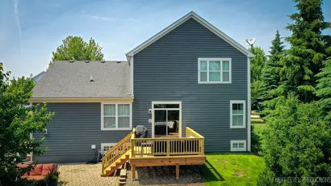 3047 Chalkstone Ave, Elgin, IL 60124 photo 32