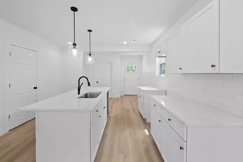 Entry Way - 8317 S Constance Ave, Chicago, IL 60617 photo 2 of 2