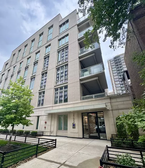 2753 N Hampden Ct #4A, Chicago, IL 60614