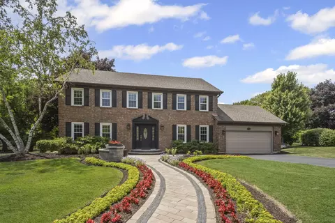 1401 Fallcreek Ct, Naperville, IL 60565