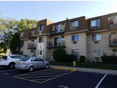 280 Shorewood Dr #1D, Glendale Heights, IL 60139