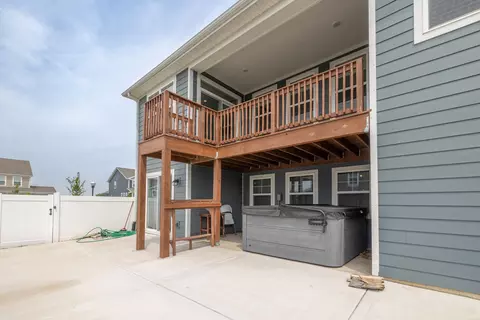 Exterior - Undisclosed, Elgin, IL 60124 photo 12 of 12