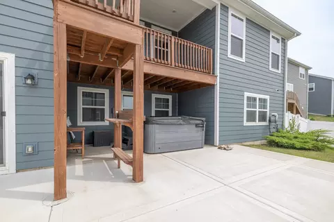 Exterior - Undisclosed, Elgin, IL 60124 photo 10 of 12