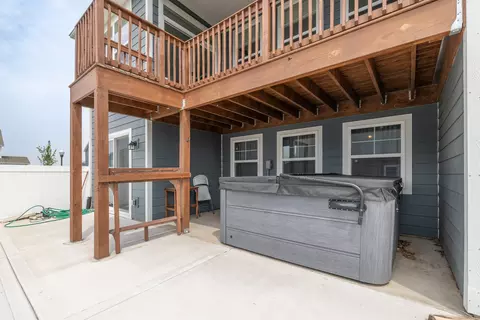 Exterior - Undisclosed, Elgin, IL 60124 photo 11 of 12