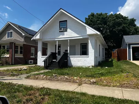 Exterior - 956 2nd Ave, Aurora, IL 60505 photo 2 of 2