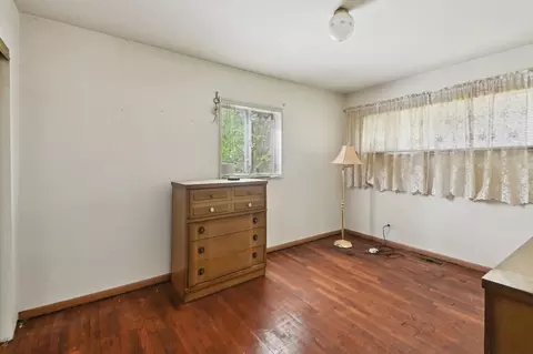 225 Bode Rd, Hoffman Estates, IL 60169 photo 12