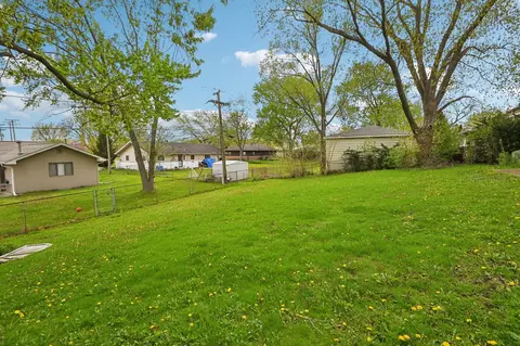 225 Bode Rd, Hoffman Estates, IL 60169 photo 25