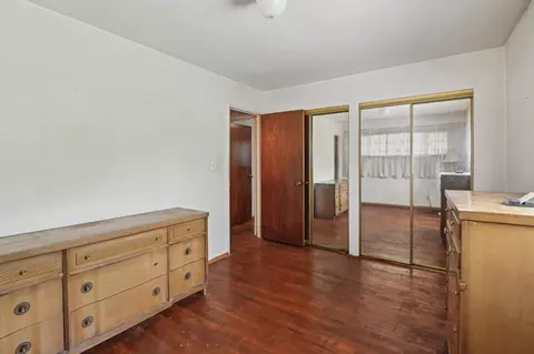 225 Bode Rd, Hoffman Estates, IL 60169 photo 13