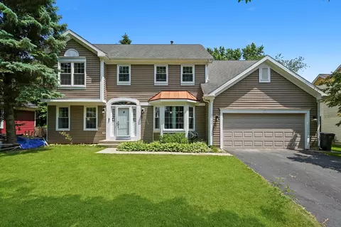 1140 Willoby Ln, Elgin, IL 60120