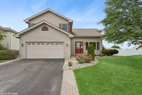 2033 Willowbrook Dr, Bourbonnais, IL 60914