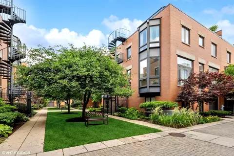 1435 N Cleveland Ave #D, Chicago, IL 60610
