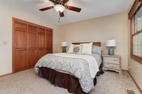 807 Eddy Rd, Bloomington, IL 61704 photo 23