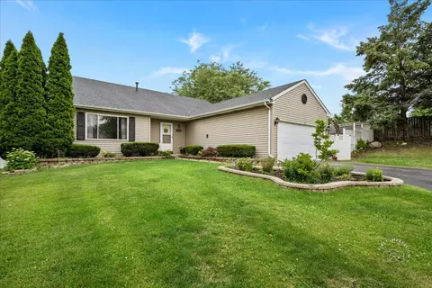 4756 Flanders Ct, Plainfield, IL 60586